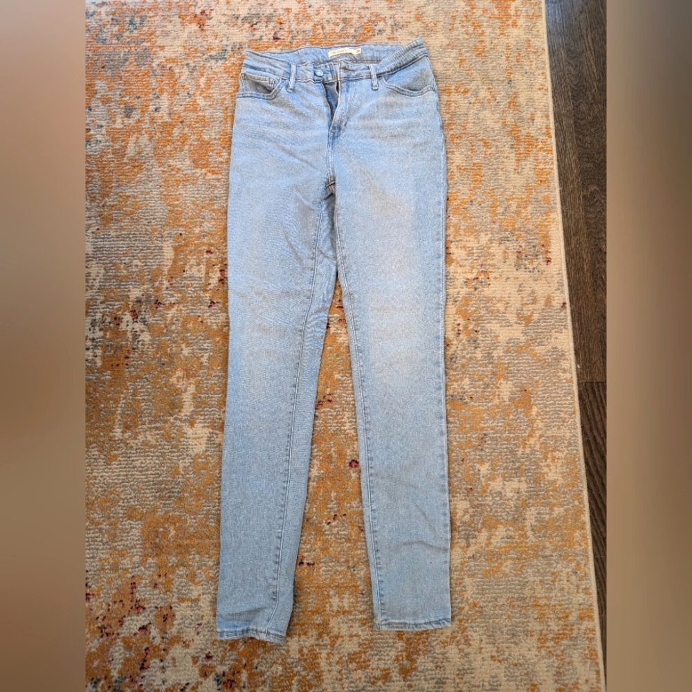 Levi's 721 High Rise Skinny Jeans
